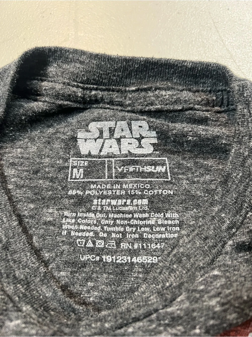 Star Wars The Last Jedi Graphic T-Shirt Men’s Medium Gray Heather Movie Tee